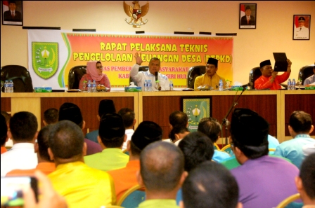 Kumpulkan Seluruh Sekdes, Bupati Yopi Minta Kelola ADD Sesuai Aturan